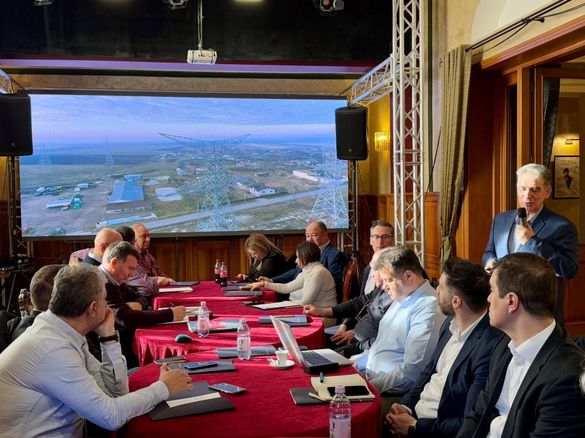 VIDEO&FOTO Transelectrica demarează lucrările la o investiție vitală pentru ″exportul″ de energie electrică românească din Dobrogea în Ardeal