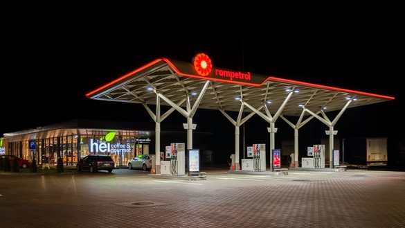 VIDEO&FOTO Rompetrol duce conceptul ”hei” în Georgia. În România a lansat benzinării de un nou tip. „Este o premieră pentru România, un concept gândit integrat.