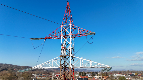 FOTO DEER modernizează rețeaua electrică din Maramureșul istoric cu fonduri UE