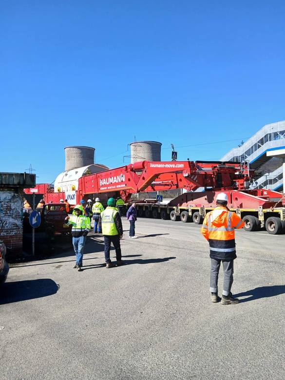 FOTO&VIDEO Noul transport agabaritic record din România a ajuns la destinație