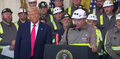 VIDEO Trump a chemat minerii la Casa Albă. Măsuri de stimulare a producției de energie pe bază de cărbune, după decarbonarea promovată de fosta administrație Biden