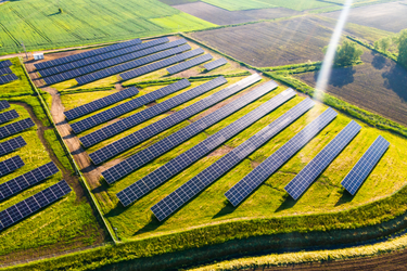 Resursele de energie, în creștere; producția hidro s-a redus cu 42,5%, cea din fotovoltaice a crescut cu 30%
