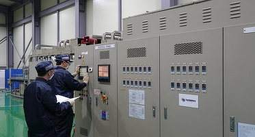FOTO Tranzacție: Coreenii intră în industria românească de baterii