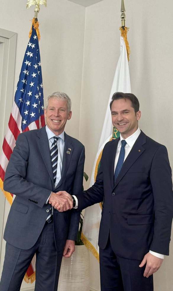 FOTO Acord al României cu Administrația Trump pentru un lanț de hidrocentrale cu stocare în Carpați. Tocmai a fost propusă militarizarea celor de securitate națională