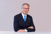 ULTIMA ORĂ Petrom va avea un nou șef: Alfred Stern a anunțat că nu mai vrea să conducă OMV după expirarea mandatului în 2026