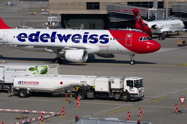 Producția de combustibil sustenabil pentru aviație se va dubla în acest an