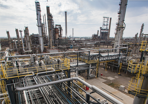 FOTO OMV Petrom cumpără ulei uzat pentru viitoarea sa uzină de biocarburanți, de la fabrica de la sud de Dunăre a unui bulgar cu terminale GPL și la Galați și Giurgiu