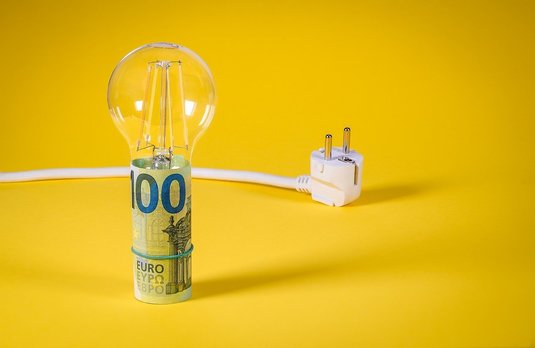 ANRE atenționează legat de facturile la electricitate - Ofertă de peste 5 lei deși cea mai bună este de 1 leu