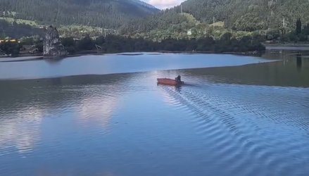 VIDEO Apele Române anunță că după trei săptămâni „de muncă intensă” lacul Izvorul Muntelui a fost curățat