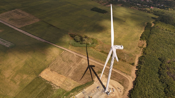 Cel mai mare parc eolian din Moldova: Primele 2 turbine, prima 