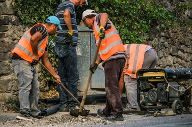 ULTIMA ORĂ Avarie la rețeaua de gaze din București. 6 linii STB blocate, trafic închis pe unul dintre cele mai circulate bulevarde