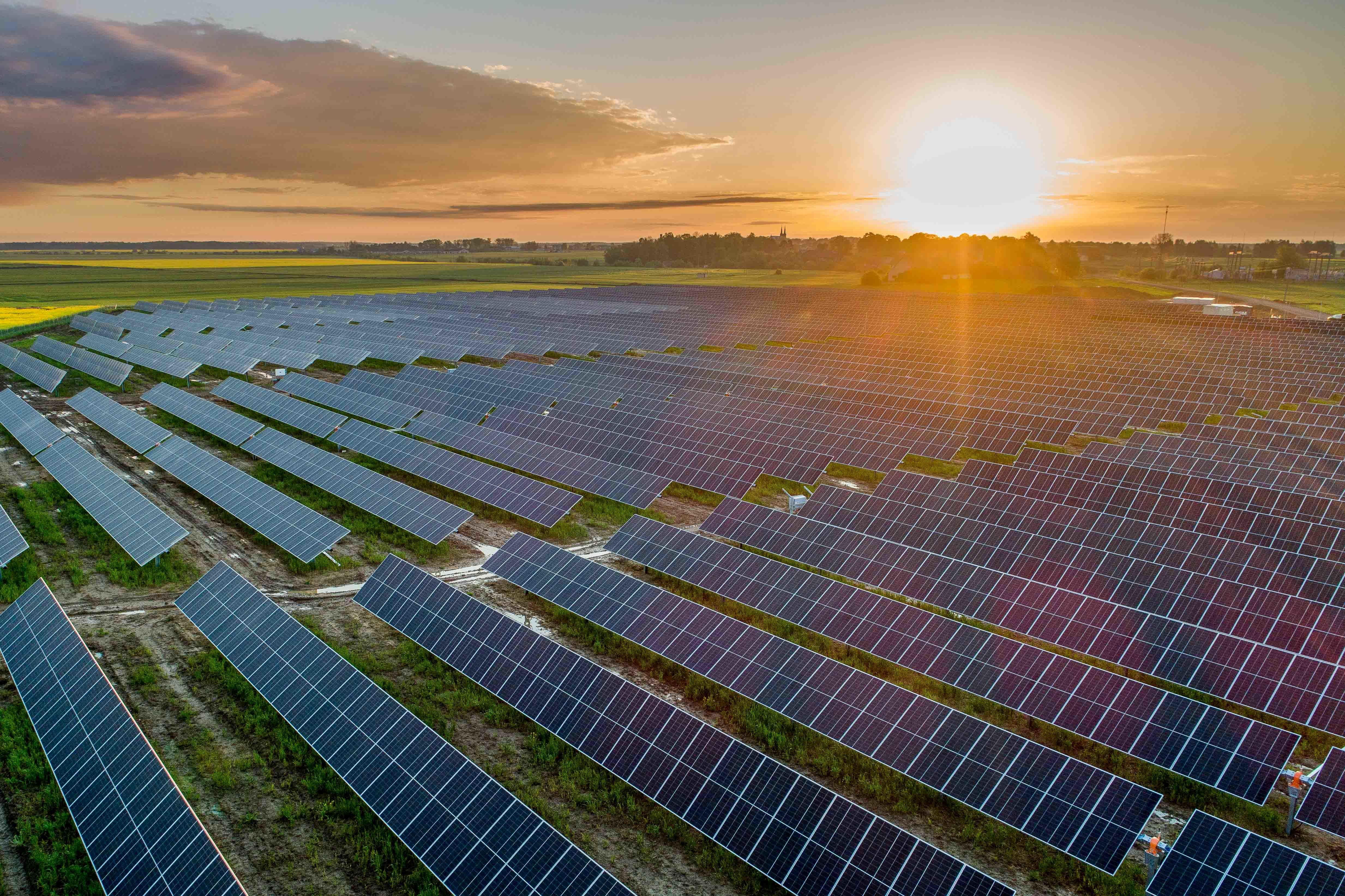 Electrica si Romgaz se aliaza pentru 400 MW de regenerabile si stocare