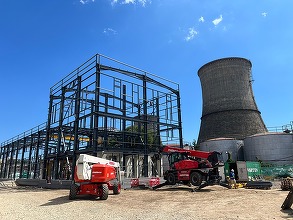 Renegocierea PNRR în Energie: Producția de baterii – eliminată, contracte suspendate pe hidrogen și fabricare de panouri solare, gaură de 58 milioane euro la cogenerări