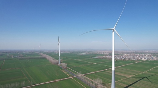 Un producător chinez de turbine eoliene va investi până la 2 miliarde de dolari într-o fabrică din Scoția