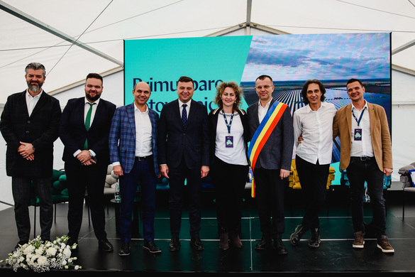 FOTO Cel mai mare investitor imobiliar din România lansează primul său parc fotovoltaic, parte a unui plan de 110 milioane euro