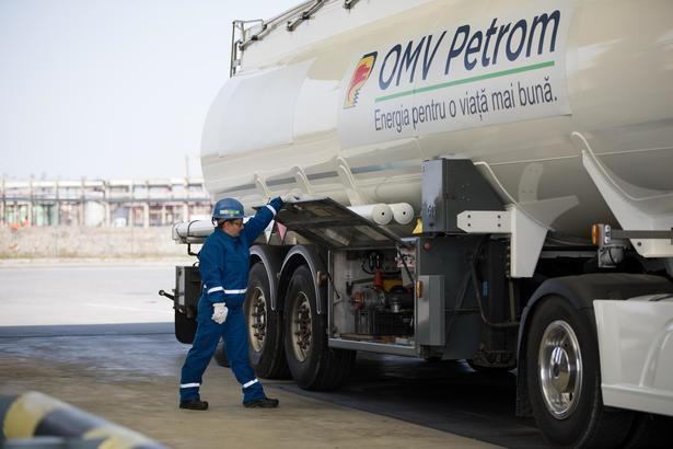 GRAFIC România dublează exportul de benzină spre Ucraina, redevenind cel mai important furnizor al Kievului grație OMV Petrom