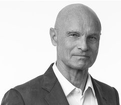 CEO-ul Gunvor, care a fost la un pas de a prelua Lukoil România, părăsește compania, catalogată de SUA drept o marionetă a Kremlinului. Înlocuitorul său: un american apropiat de fații Koch, sponsori libertarian-conservatori ai republicanilor