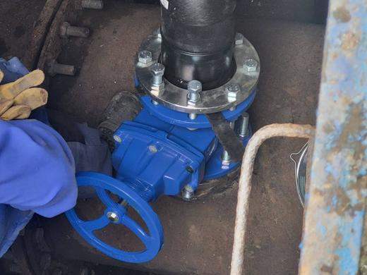 FOTO Rafinăria Petrobrazi a fost conectată de catre Apa Nova Ploiești la sistemul propriu de alimentare cu apă