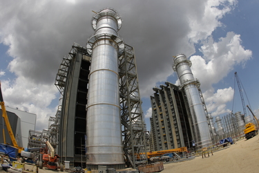 Mult-întârziata centrală Iernut: Proces contra ex-constructorului spaniol, acuzat de mită în Venezuela. Duro Felguera vrea 130 milioane euro de la regimul Delcy Rodríguez