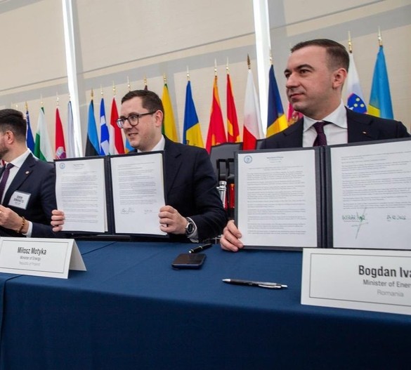 FOTO România a semnat cu americanii eliminarea barierelor comerciale și de infrastructură pentru gaze, alături de alte 11 țări