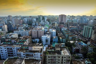 Prima țară care a raționalizat carburanții, Bangladesh anunță măsuri și mai dure legate de consumul de energie