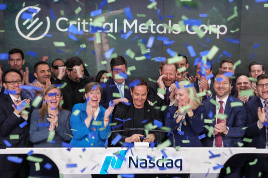 Americanii care vor joint-venture cu Nuclearelectrica pentru minereuri rare cumpără European Lithium pentru 835 milioane dolari. Cel mai mare acționar al European Lithium ar fi Frank Timiș