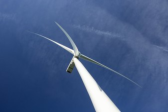FOTO Investiție strategică în România de 90 de milioane de euro. Danezii de la Eurowind Energy inaugurează Parcul Eolian Pecineaga