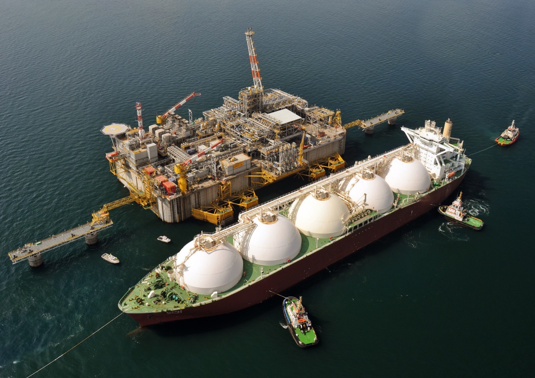 Bolojan, în favoarea americanilor. Vrea reducerea tarifelor de tranzit ale Transgaz, cerută de americani. Întrebat dacă SUA a presat pentru achiziții de LNG: Trebuie decizii raționale, de piață