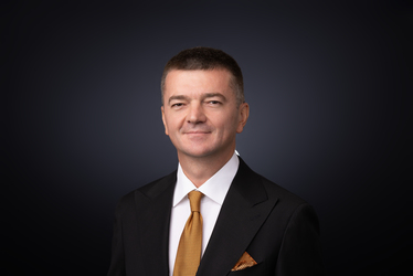 NOVA Power & Gas anunță un program de investiții estimat la 1 miliard de euro și își propune să devină unul dintre cei mai importanți furnizori de energie electrică și gaze naturale din România