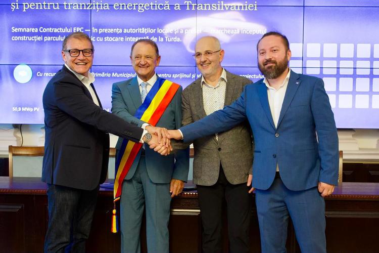 RESEE a semnat contractele EPC pentru construcția parcului fotovoltaic cu stocare de la Turda cu ALLVIEW ENERGY