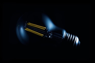 Nou mare oraș din România taie din lumină. Fluxul luminos pe străzi și în parcuri va fi redus în Brașov