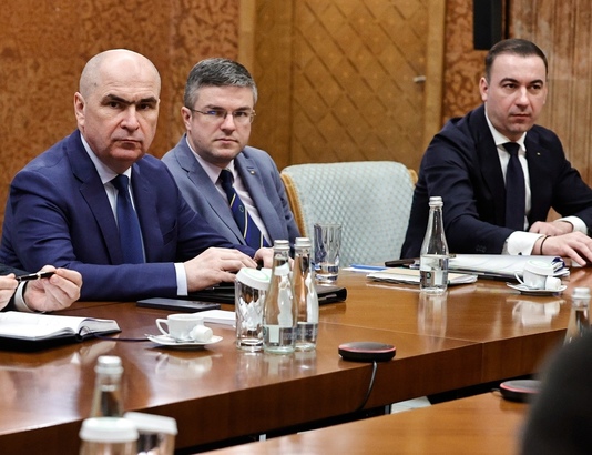”Atitudine iresponsabilă!” - Bolojan despre informațiile vehiculate de fostul ministru PSD Bogdan Ivan privind limitarea consumului marilor consumatori industriali