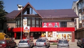 Profi deschide primele magazine în zona rurală, sub brandul LOCO