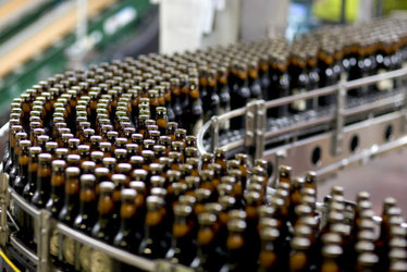 Proprietarul Bergenbier preia marca Miller și participația SABMiller la MillerCoors pentru 12 mld. dolari