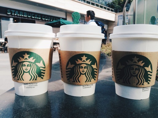 Starbucks va deschide prima sa cafenea din Italia