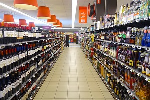 TOP Retailul modern din România s-a apropiat de pragul de afaceri de 10 mld euro în 2015, an în care și-a dublat profitul