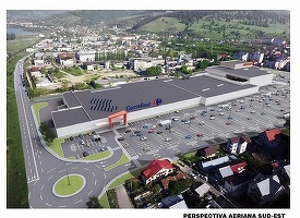 FOTO NEPI a deschis mall-ul din Piatra-Neamț, investiție de 25 milioane euro