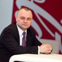 Coca-Cola l-a rechemat pe românul Dragoș Ion în Nigeria, pentru a revitaliza vânzările