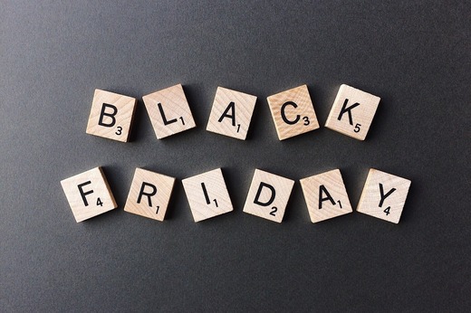 STUDIU Peste 70% dintre românii din mediul urban au în plan să facă achiziții de Black Friday