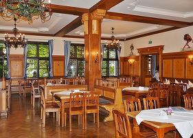 De ce falimentează restaurantele din România: „Cei mai ascultați consultanți din HoReCa sunt soțiile patronilor și cele mai multe meniuri sunt făcute după preferințele culinare ale copilului patronului”