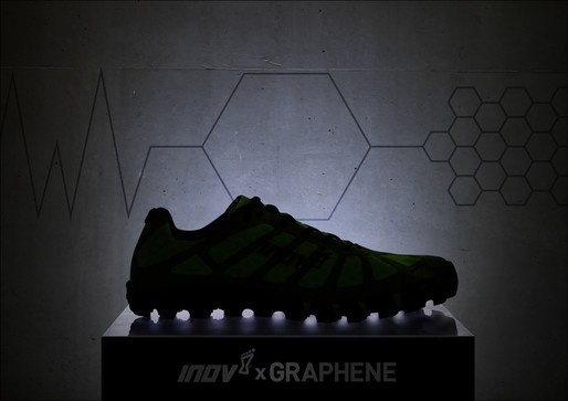 Grafenul va fi folosit pentru îmbunătățirea pantofilor sport. Primul produs va intra pe piață în 2018