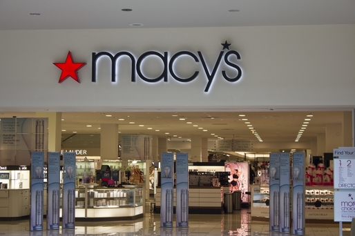 Sub presiunea retailerilor online, gigantul Macy’s pregătește 5.000 de concedieri