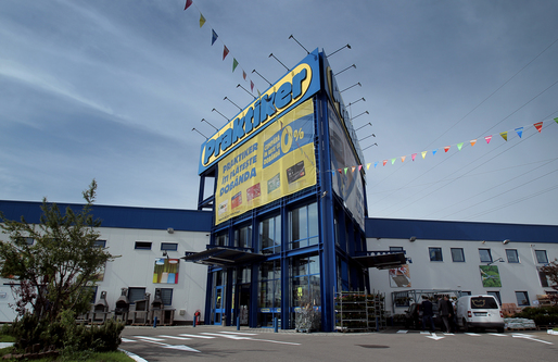 După recenta cumpărare, grupul britanic Kingfisher a semnat închiderea a 3 magazine Praktiker din România și concedieri. Recent, Praktiker și-a închis magazinul cu care a intrat, în urmă cu 15 ani, pe piața românească