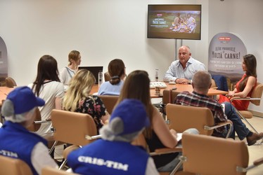 Planurile Cris-Tim pentru 2018: investiții în tehnologie, produse noi și procente de carne afișate pe ambalaje. Radu Timiș: "Suferim pe partea de forță de muncă, așa că mergem spre automatizare"