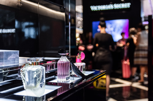 FOTO Victoria’s Secret a deschis primul magazin în România