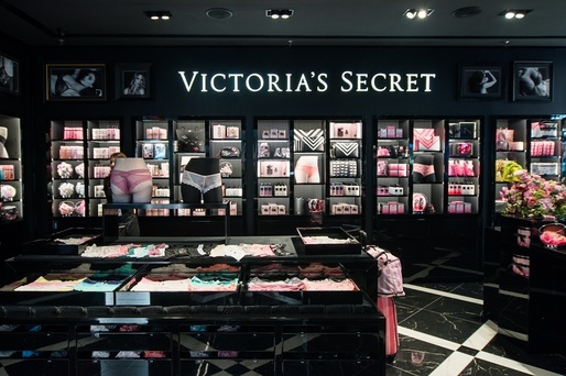 FOTO Victoria’s Secret a deschis primul magazin în România