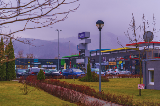 La Strada Street Mall Concept a inaugurat La Strada Brașov, cel de-al doilea proiect de tip strip mall din portofoliul companiei, investiție de 5 milioane de euro