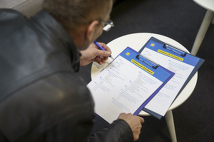 Peste 2.000 de români au depus CV-uri pentru joburile din cel de-al 5-lea centru logistic al Lidl din România