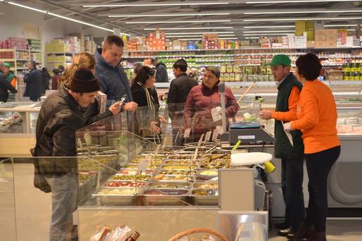 Tranzacție: După mulți ani de luptă cu hypermarketurile multinaționale, retailerul român Zanfir vinde din nou. După Mega Image, semnează și cu Profi