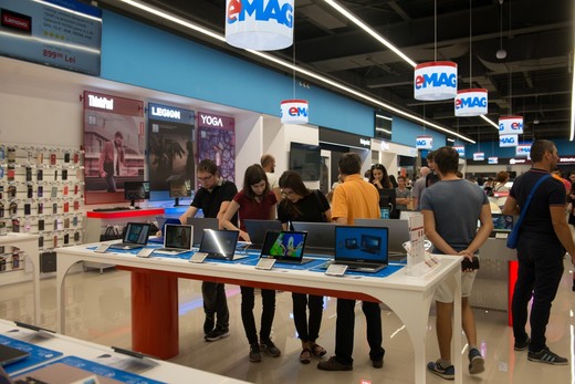 eMAG inaugurează cel de-al patrulea Apple Shop 